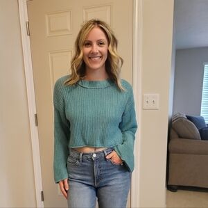 XS Textured Knit Sweater Soft Olive Cropped Bell Sleeves Neutrals Cozy Fall Warm